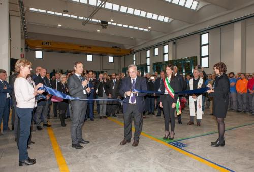 COSTAN FÊTE 70 ANS D’EXCELLENCE ET INAUGURE SA PREMIÈRE VERRERIE SUR LE SITE DE BELLUNO