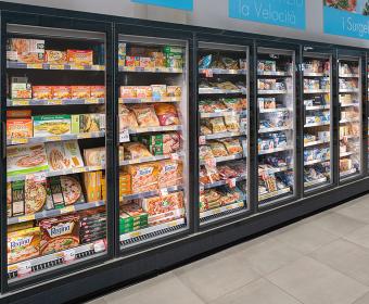 Costan counter fridges dedicated to the frozen departments for Retail: design and attention to the environment 
